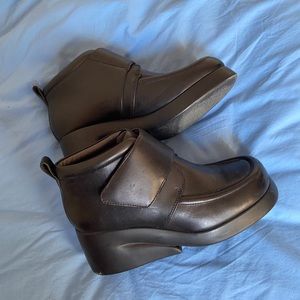 Camper Kaah black leather ankle wedge boots